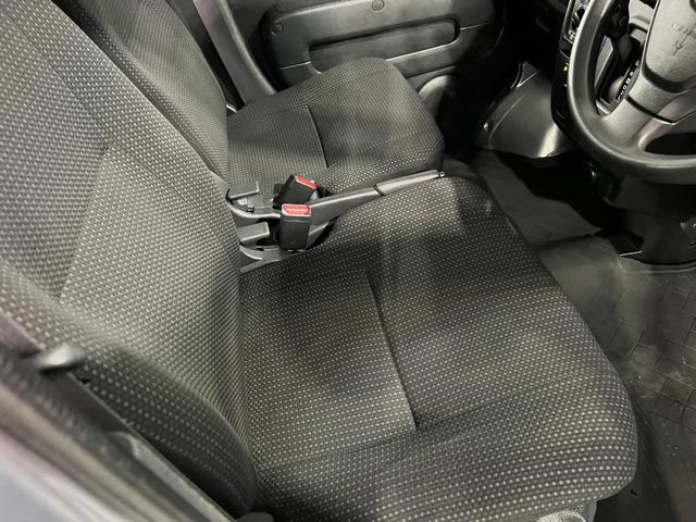 ハイゼットカーゴデラックスＳＡIII　走行７１９９２キロ／４ＷＤ／ナビ一年保証・走行距離無制限　ワンセグナビ　Ｂｌｕｅｔｏｏｔｈ　バックカメラ　ＥＴＣ　ＬＥＤヘッドライト　アイドリングストップ（埼玉県）の中古車