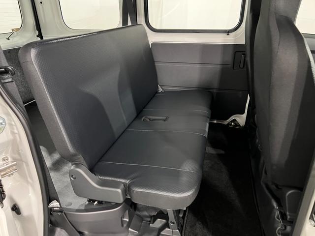 ハイゼットカーゴスペシャル一年保証・走行距離無制限　助手席エアバック　純正カーペットマット　クリアランスソナー　オートライト　アイドリングストップ（埼玉県）の中古車