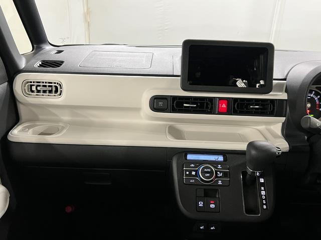 ムーヴキャンバスストライプスG 走行2404キロ/LEDヘッドランプ/マット1年保証距離無制限 走行距離2404キロ 純正マット サイドエアバッグ LEDヘッドランプ アイドリングストップ シートヒーター 両側電動スライドドア オート格納式ドアミラー(埼玉県)の中古車