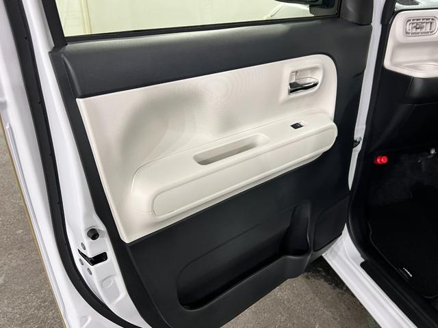 ムーヴキャンバスストライプスG 走行2404キロ/LEDヘッドランプ/マット1年保証距離無制限 走行距離2404キロ 純正マット サイドエアバッグ LEDヘッドランプ アイドリングストップ シートヒーター 両側電動スライドドア オート格納式ドアミラー(埼玉県)の中古車