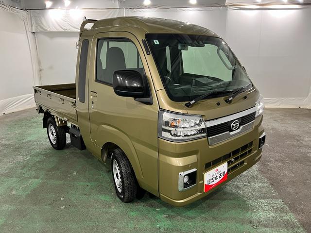 ハイゼットトラックジャンボエクストラ 4WD/走行10850キロ/純正マット1年保証距離無制限 走行距離10850キロ 純正フロアマット 助手席エアバック クリアランスソナー オートライト LEDヘッドランプ アイドリングストップ 大型LED荷台作業灯(埼玉県)の中古車
