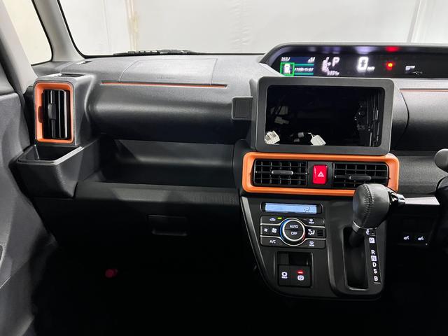 タントファンクロスターボ 走行中394キロ/LEDヘッドランプ1年保証距離無制限 走行距離5394キロ 純正マット サイドエアバッグ LEDヘッドランプ アイドリングストップ シートヒーター 両側電動スライドドア オート格納式ドアミラー 電動パーキングブレーキ(埼玉県)の中古車
