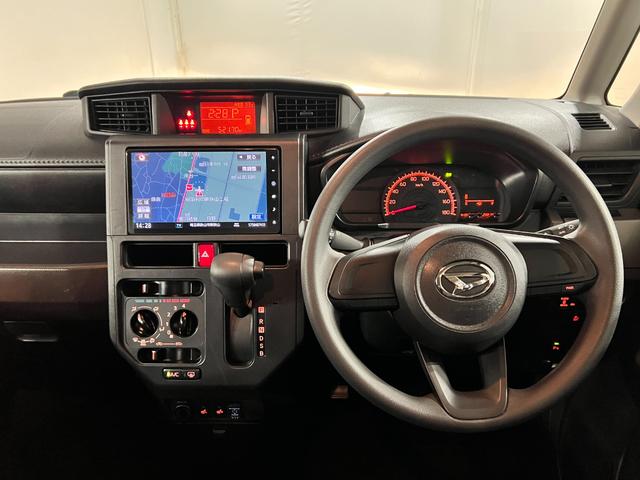 トール 中古車 Ｘ　走行５２１７０キロ／純正ナビ／シートヒーター一年保証・走行距離無制限　フルセグナビ　Ｂｌｕｅｔｏｏｔｈ　クリアランスソナー　オートライト　シートヒーター　片側電動スライドドア