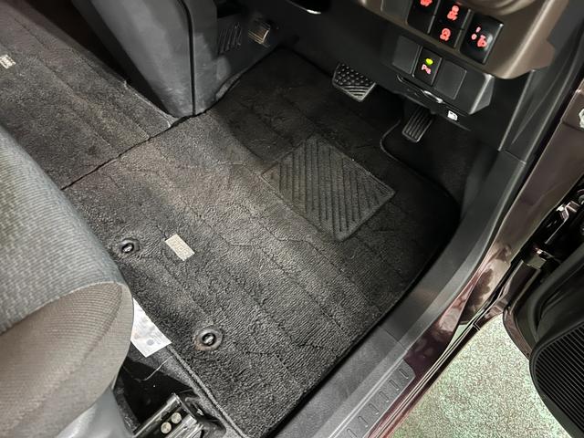 トールＸ　走行５２１７０キロ／純正ナビ／シートヒーター一年保証・走行距離無制限　フルセグナビ　Ｂｌｕｅｔｏｏｔｈ　クリアランスソナー　オートライト　シートヒーター　片側電動スライドドア（埼玉県）の中古車