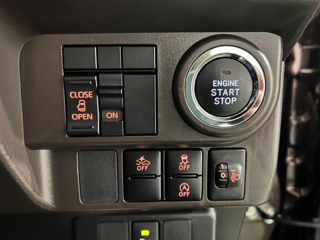 トールＸ　走行５２１７０キロ／純正ナビ／シートヒーター一年保証・走行距離無制限　フルセグナビ　Ｂｌｕｅｔｏｏｔｈ　クリアランスソナー　オートライト　シートヒーター　片側電動スライドドア（埼玉県）の中古車