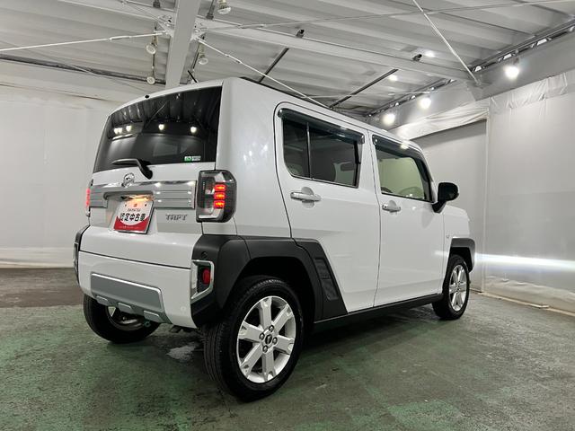 タフトＧターボ　クロムベンチャー　走行６６１２４キロ／４ＷＤ／ナビ一年保証・走行距離無制限　フルセグナビ　Ｂｌｕｅｔｏｏｔｈ　バックカメラ　ＥＴＣ　クリアランスソナー　ＬＥＤヘッドライト　シートヒーター（埼玉県）の中古車