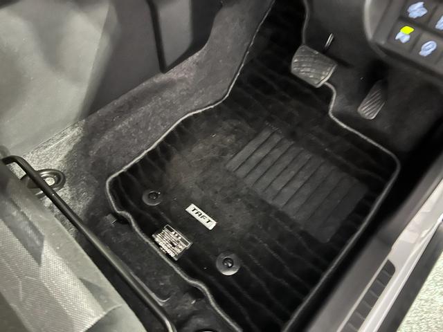 タフトＧターボ　クロムベンチャー　走行６６１２４キロ／４ＷＤ／ナビ一年保証・走行距離無制限　フルセグナビ　Ｂｌｕｅｔｏｏｔｈ　バックカメラ　ＥＴＣ　クリアランスソナー　ＬＥＤヘッドライト　シートヒーター（埼玉県）の中古車