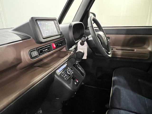 ムーヴキャンバスセオリーＧ　走行６３キロ／ナビ／バックカメラ／試乗車１年保証・走行距離無制限　フルセグナビ　Ｂｌｕｅｔｏｏｔｈ　バックカメラサイドエアバック　クリアランスソナー　オートライト　ＬＥＤヘッドライト　ベンチシート　シートヒーター　両側電動スライド（埼玉県）の中古車
