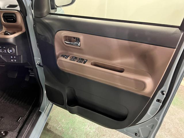 ムーヴキャンバスセオリーＧ　走行６３キロ／ナビ／バックカメラ／試乗車１年保証・走行距離無制限　フルセグナビ　Ｂｌｕｅｔｏｏｔｈ　バックカメラサイドエアバック　クリアランスソナー　オートライト　ＬＥＤヘッドライト　ベンチシート　シートヒーター　両側電動スライド（埼玉県）の中古車