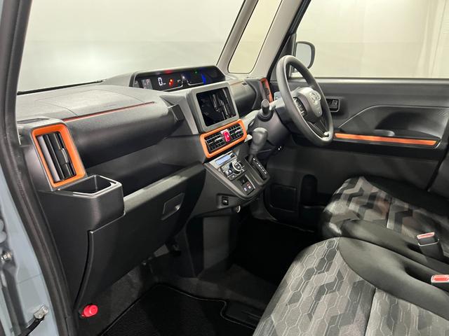 タントファンクロスリミテッド　走行３２７１キロ／展示／試乗車１年保証・走行距離無制限　サイドエアバック　クリアランスソナー　オートマチックハイビーム　オートライト　ＬＥＤヘッドライト　ベンチシート　シートヒーター　両側電動スライドドア（埼玉県）の中古車