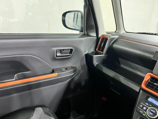 タントファンクロスリミテッド　走行３２７１キロ／展示／試乗車１年保証・走行距離無制限　サイドエアバック　クリアランスソナー　オートマチックハイビーム　オートライト　ＬＥＤヘッドライト　ベンチシート　シートヒーター　両側電動スライドドア（埼玉県）の中古車