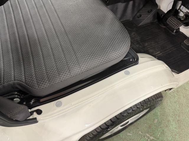ハイゼットトラックスタンダードＳＡIIIｔ走行９１３６キロ／オートマ一年保証・走行距離無制限　走行９１３６キロ　ＡＭＦＭラジオ　ＬＥＤヘッドライト　エアコン　パワステ　純正マット　板キー　２ＷＤ（埼玉県）の中古車