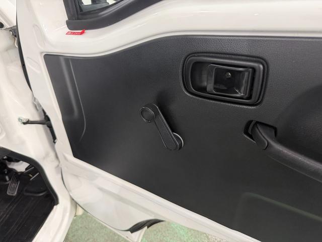 ハイゼットトラックスタンダードＳＡIIIｔ走行９１３６キロ／オートマ一年保証・走行距離無制限　走行９１３６キロ　ＡＭＦＭラジオ　ＬＥＤヘッドライト　エアコン　パワステ　純正マット　板キー　２ＷＤ（埼玉県）の中古車