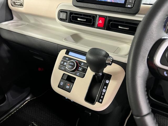 ムーヴキャンバスストライプスG 車検整備付/走行26170キロ/ナビドラレコ1年保証距離無制限 走行距離26170キロ 純正フルセグナビ パノラマモニター ドラレコ 純正マット サイドエアバッグ LEDヘッドランプ アイドリングストップ シートヒーター 両側電動スライドドア(東京都)の中古車