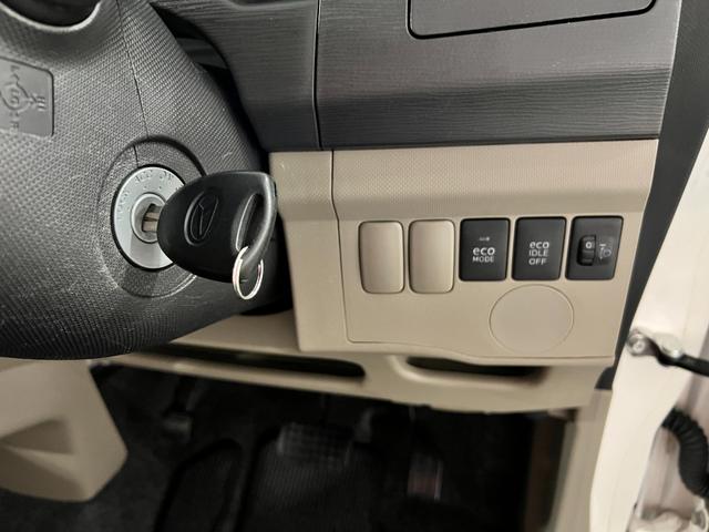 ムーヴＬ　走行７８８９１キロ／ＣＤチューナー／塗装はがれ一年保証・走行距離無制限　走行７８８９１キロ　助手席エアバック　純正カーペットマット　アイドリングストップ　ベンチシート（埼玉県）の中古車