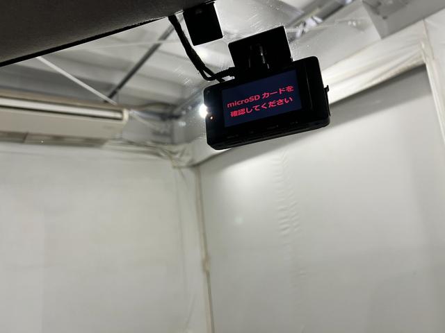 タントＸ　雹害／走行８３８８２キロ／ドラレコ／片側電動スライドドア１年保証距離無制限　走行距離８３８８２キロ　フルセグナビ　ブルートゥース　ドラレコ　純正マット　助手席エアバッグ　アイドリングストップ　片側電動スライドドア（埼玉県）の中古車