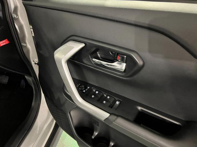 ロッキープレミアムＧ　走行６０１８０キロ／車検整備付／ナビ／ドラレコ一年保証・走行距離無制限　フルセグナビ　Ｂｌｕｅｔｏｏｔｈ　バックカメラ　ドラレコ　ＥＴＣ　クリアランスソナー　ＬＥＤヘッドライト　シートヒーター（埼玉県）の中古車