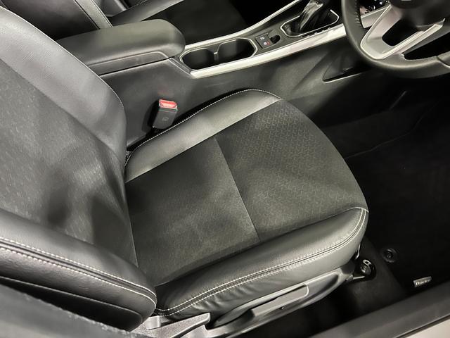 ロッキープレミアムＧ　走行６０１８０キロ／車検整備付／ナビ／ドラレコ一年保証・走行距離無制限　フルセグナビ　Ｂｌｕｅｔｏｏｔｈ　バックカメラ　ドラレコ　ＥＴＣ　クリアランスソナー　ＬＥＤヘッドライト　シートヒーター（埼玉県）の中古車