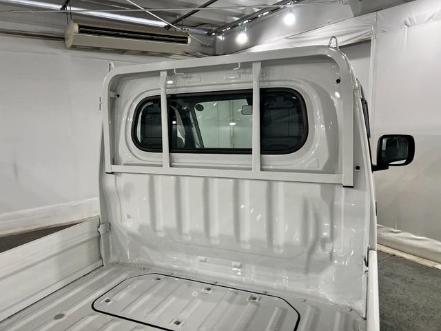 ハイゼットトラックスタンダード 走行2029キロ/FMAMラジオ/純正マット1年保証距離無制限 走行距離2029キロ FMAMラジオ 純正マット 助手席エアバッグ クリアランスソナー オートライト アイドリングストップ(埼玉県)の中古車