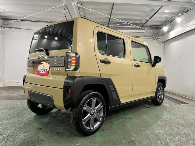 タフトG ダーククロムベンチャー 走行35キロ/LEDヘッドランプ1年保証距離無制限 走行距離35キロ 純正マット サイドエアバッグ LEDヘッドランプ アイドリングストップ シートヒーター オート格納式ドアミラー 電動パーキングブレーキ(埼玉県)の中古車