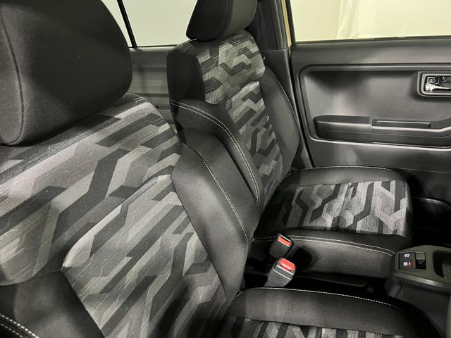 タフトG ダーククロムベンチャー 走行35キロ/LEDヘッドランプ1年保証距離無制限 走行距離35キロ 純正マット サイドエアバッグ LEDヘッドランプ アイドリングストップ シートヒーター オート格納式ドアミラー 電動パーキングブレーキ(埼玉県)の中古車