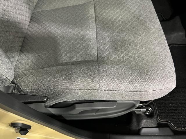タントXリミテッド 走行34キロ/LEDヘッドランプ/純正マット1年保証距離無制限 走行距離34キロ 純正マット サイドエアバッグ LEDヘッドランプ アイドリングストップ シートヒーター 両側電動スライドドア オート格納式ドアミラー 電動パーキングブレーキ(埼玉県)の中古車