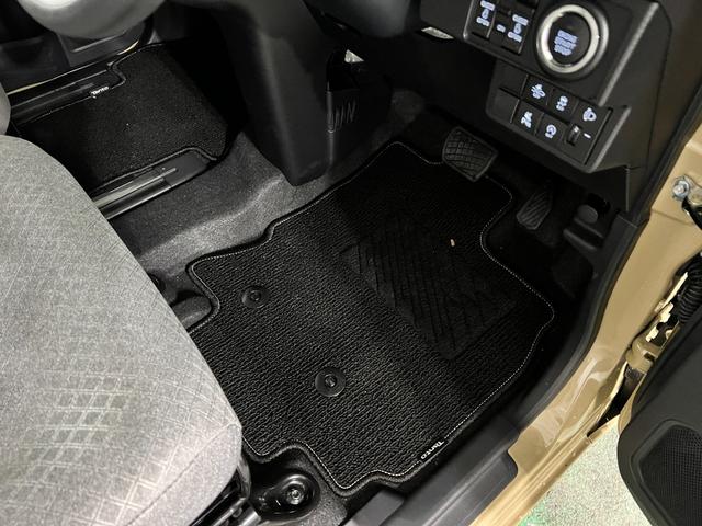 タントXリミテッド 走行34キロ/LEDヘッドランプ/純正マット1年保証距離無制限 走行距離34キロ 純正マット サイドエアバッグ LEDヘッドランプ アイドリングストップ シートヒーター 両側電動スライドドア オート格納式ドアミラー 電動パーキングブレーキ(埼玉県)の中古車