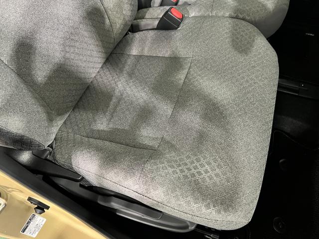 タントXリミテッド 走行34キロ/LEDヘッドランプ/純正マット1年保証距離無制限 走行距離34キロ 純正マット サイドエアバッグ LEDヘッドランプ アイドリングストップ シートヒーター 両側電動スライドドア オート格納式ドアミラー 電動パーキングブレーキ(埼玉県)の中古車