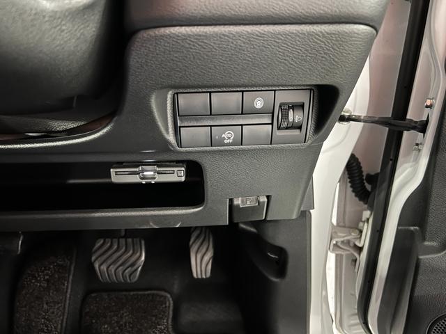 デイズハイウェイスター　Ｘ　軽雹害／走行３０７０４キロ／ナビ１年保証距離無制限　走行距離３０７０４キロ　フルセグナビ　前後ドライブレコーダー　ブルートゥース　純正マット　サイドエアバッグ　ＬＥＤヘッドランプ（埼玉県）の中古車