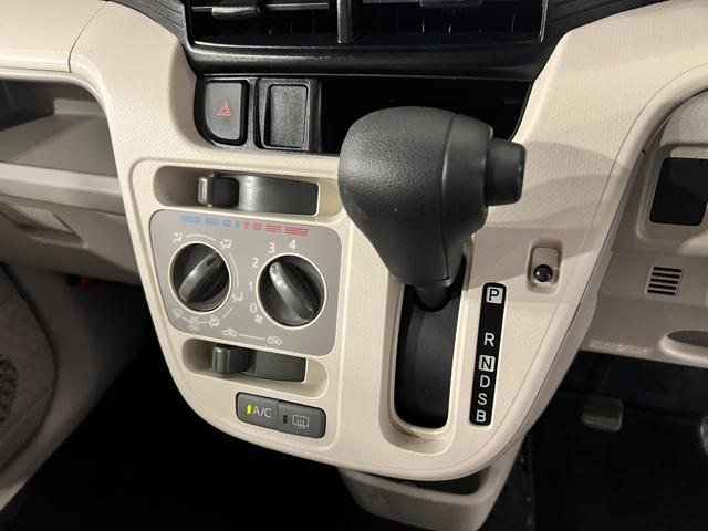 ムーヴＬ　軽タバコ臭／走行１１６８２１キロ／ナビ１年保証距離無制限　走行距離１１６８２１キロ　フルセグナビ　ブルートゥース　マット　助手席エアバッグ　アイドリングストップ　マニュアルエアコン（埼玉県）の中古車