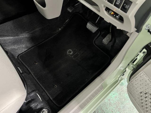 ムーヴＬ　軽タバコ臭／走行１１６８２１キロ／ナビ１年保証距離無制限　走行距離１１６８２１キロ　フルセグナビ　ブルートゥース　マット　助手席エアバッグ　アイドリングストップ　マニュアルエアコン（埼玉県）の中古車