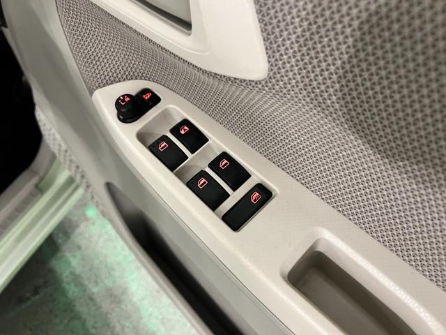 ムーヴＬ　軽タバコ臭／走行１１６８２１キロ／ナビ１年保証距離無制限　走行距離１１６８２１キロ　フルセグナビ　ブルートゥース　マット　助手席エアバッグ　アイドリングストップ　マニュアルエアコン（埼玉県）の中古車