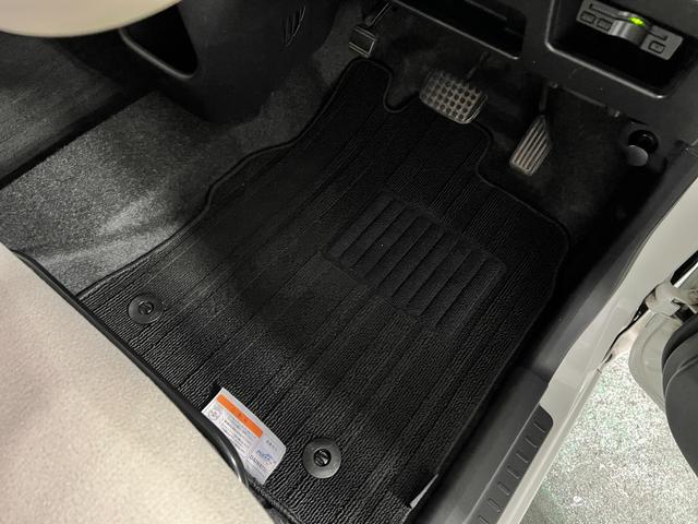 ムーヴキャンバスXリミテッドメイクアップ SAIII 軽雹害/車検整備付1年保証距離無制限 走行距離24684キロ フルセグナビ バックカメラ 純正マット サイドエアバッグ オートライト アイドリングストップ 両側電動スライドドア オート格納式ドアミラー(埼玉県)の中古車