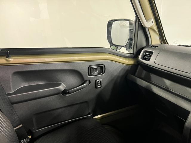 ハイゼットトラックジャンボエクストラ　車検整備付／４ＷＤ／ＭＴ車／ＤＡ１年保証距離無制限　走行距離４０９６キロ　ディスプレイオーディオ　バックカメラ　ドラレコ　純正マット　助手席エアバッグ　ＬＥＤヘッドランプ　アイドリングストップ（埼玉県）の中古車