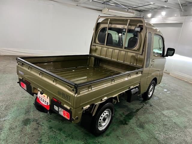 ハイゼットトラックジャンボエクストラ　車検整備付／４ＷＤ／ＭＴ車／ＤＡ１年保証距離無制限　走行距離４０９６キロ　ディスプレイオーディオ　バックカメラ　ドラレコ　純正マット　助手席エアバッグ　ＬＥＤヘッドランプ　アイドリングストップ（埼玉県）の中古車