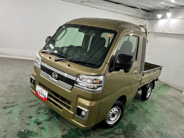 ハイゼットトラックジャンボエクストラ　車検整備付／４ＷＤ／ＭＴ車／ＤＡ１年保証距離無制限　走行距離４０９６キロ　ディスプレイオーディオ　バックカメラ　ドラレコ　純正マット　助手席エアバッグ　ＬＥＤヘッドランプ　アイドリングストップ（埼玉県）の中古車