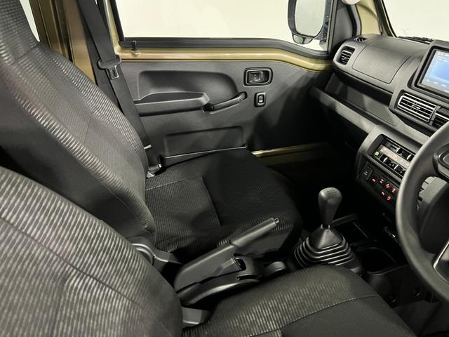 ハイゼットトラックジャンボエクストラ　車検整備付／４ＷＤ／ＭＴ車／ＤＡ１年保証距離無制限　走行距離４０９６キロ　ディスプレイオーディオ　バックカメラ　ドラレコ　純正マット　助手席エアバッグ　ＬＥＤヘッドランプ　アイドリングストップ（埼玉県）の中古車