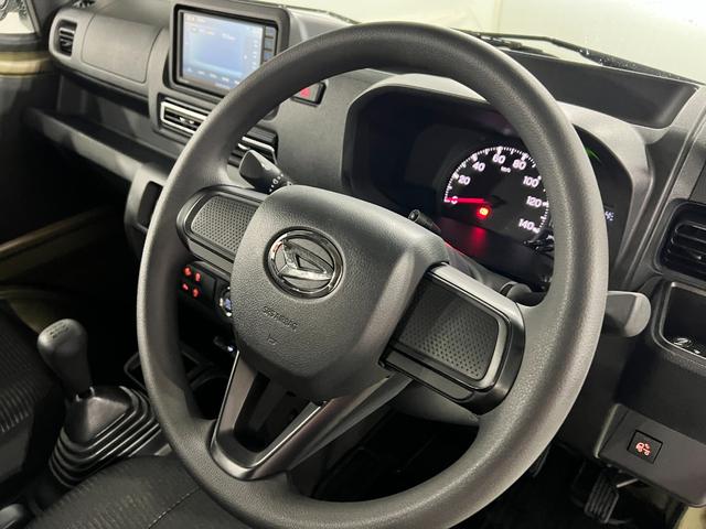 ハイゼットトラックジャンボエクストラ　車検整備付／４ＷＤ／ＭＴ車／ＤＡ１年保証距離無制限　走行距離４０９６キロ　ディスプレイオーディオ　バックカメラ　ドラレコ　純正マット　助手席エアバッグ　ＬＥＤヘッドランプ　アイドリングストップ（埼玉県）の中古車