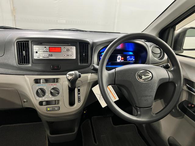 ミライースＸ　走行７６３５０キロ／ＥＴＣ／純正マット／ＣＤチューナー一年保証・走行距離無制限　アイドリングストップ　ＥＴＣ　助手席エアバック　純正カーペットマット　キーレス　ＣＤチューナー（埼玉県）の中古車