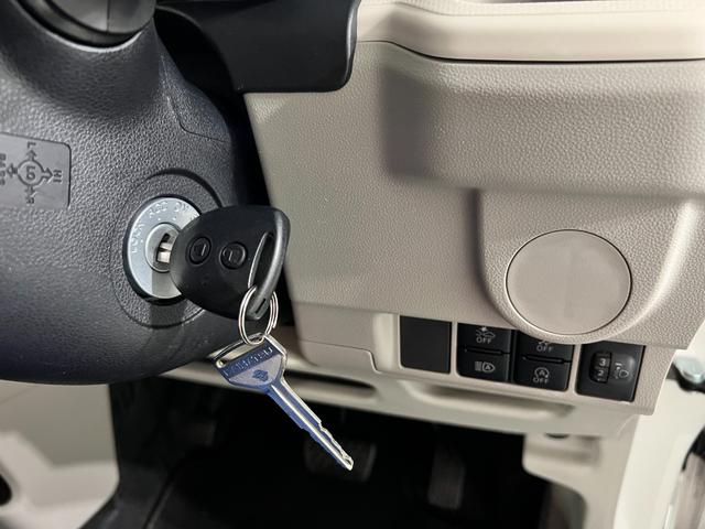 ムーヴL SAIII 車検整備付/走行9073キロ/ナビ/ドラレコ1年保証距離無制限 走行距離9073キロ 純正フルセグナビ バックカメラ ドラレコ 純正マット 助手席エアバッグ アイドリングストップ シートヒーター 出電動格納式ドアミラー(埼玉県)の中古車