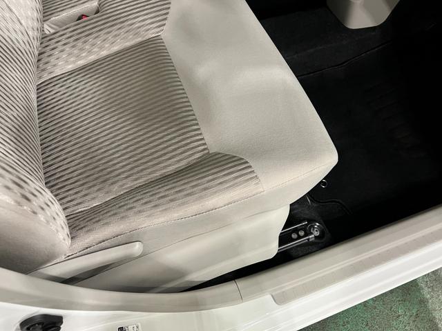 ムーヴL SAIII 車検整備付/走行9073キロ/ナビ/ドラレコ1年保証距離無制限 走行距離9073キロ 純正フルセグナビ バックカメラ ドラレコ 純正マット 助手席エアバッグ アイドリングストップ シートヒーター 出電動格納式ドアミラー(埼玉県)の中古車