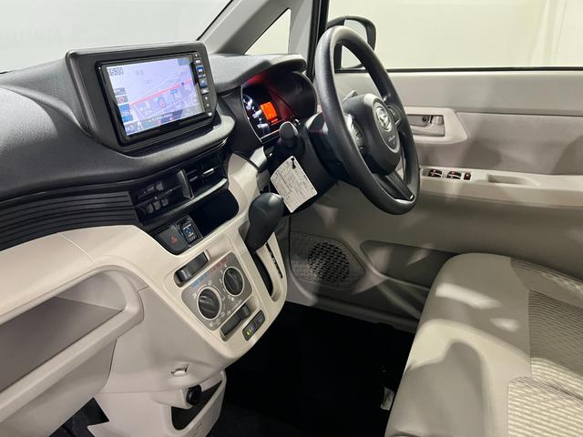 ムーヴL SAIII 車検整備付/走行9073キロ/ナビ/ドラレコ1年保証距離無制限 走行距離9073キロ 純正フルセグナビ バックカメラ ドラレコ 純正マット 助手席エアバッグ アイドリングストップ シートヒーター 出電動格納式ドアミラー(埼玉県)の中古車