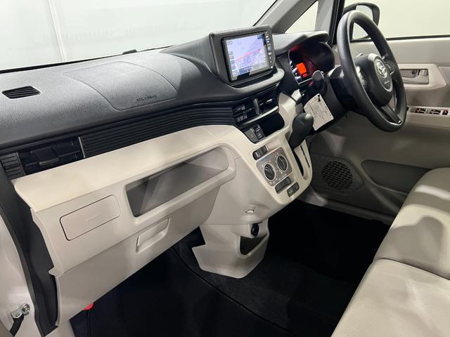 ムーヴL SAIII 車検整備付/走行9073キロ/ナビ/ドラレコ1年保証距離無制限 走行距離9073キロ 純正フルセグナビ バックカメラ ドラレコ 純正マット 助手席エアバッグ アイドリングストップ シートヒーター 出電動格納式ドアミラー(埼玉県)の中古車