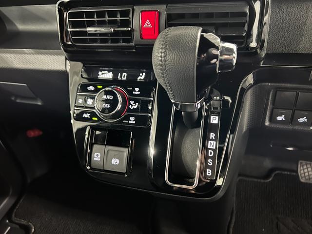 タントカスタムRS 走行12598キロ/LEDヘッドランプ/マット1年保証距離無制限 走行距離12598キロ 純正マット サイドエアバッグ LEDヘッドランプ アイドリングストップ シートヒーター 両側電動スライドドア オート格納式ドアミラー(埼玉県)の中古車
