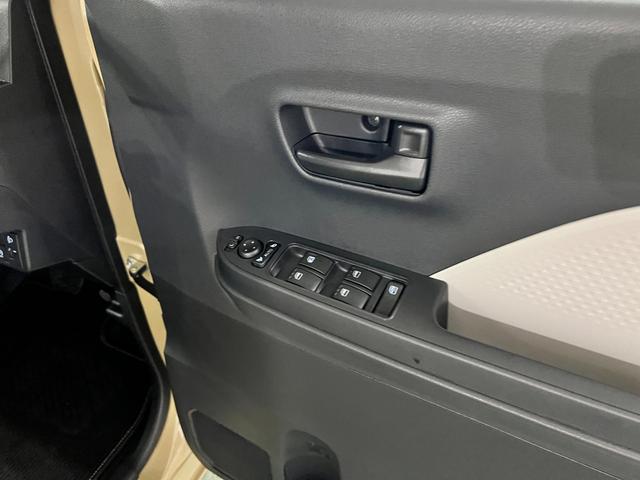 タントXリミテッド 走行11キロ/LEDヘッドランプ/純正マット1年保証距離無制限 走行距離11キロ 純正マット サイドエアバッグ LEDヘッドランプ アイドリングストップ シートヒーター 両側電動スライドドア オート格納式ドアミラー 電動パーキングブレーキ(埼玉県)の中古車