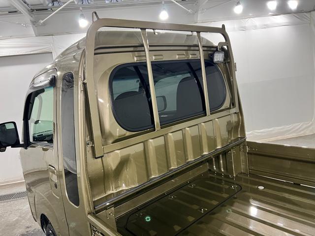 ハイゼットトラックジャンボエクストラ 走行8207キロ/純正ナビ/Bカメラ1年保証距離無制限 走行距離8207キロ 純正フルセグナビ バックカメラ ブルートゥース 純正マット クリアランスソナー LEDヘッドランプ アイドリングストップ 電動格納式ドアミラー(埼玉県)の中古車