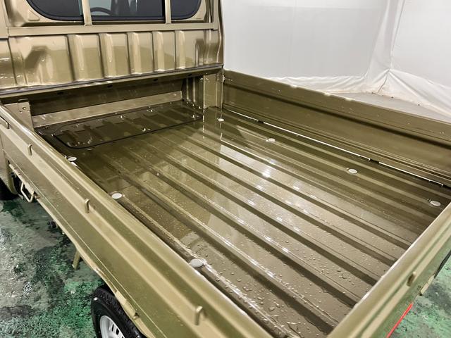 ハイゼットトラックジャンボエクストラ 走行8207キロ/純正ナビ/Bカメラ1年保証距離無制限 走行距離8207キロ 純正フルセグナビ バックカメラ ブルートゥース 純正マット クリアランスソナー LEDヘッドランプ アイドリングストップ 電動格納式ドアミラー(埼玉県)の中古車