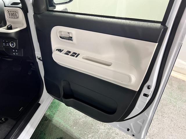 ムーヴキャンバスストライプスG 走行3799キロ/LEDヘッドランプ/マット禁煙車 ワンオーナー 1年保証距離無制限 走行距離3799キロ 純正マット サイドエアバッグ LEDヘッドランプ シートヒーター 両側電動スライドドア オート格納式ドアミラー 電動パーキングブレーキ(埼玉県)の中古車