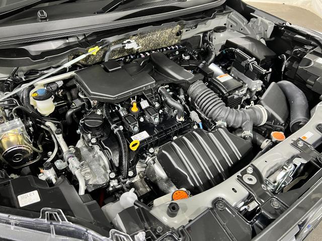 ロッキーX HEV 走行4690キロ/LEDヘッドランプ/純正マット1年保証距離無制限 走行距離4690キロ 純正マット サイドエアバッグ クリアランスソナー LEDヘッドランプ 電動格納式ドアミラー 電動パーキングブレーキ(埼玉県)の中古車