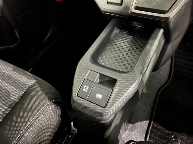 タフトＧ　ダーククロムベンチャー　走行１５３９キロ／シートヒーター一年保証・走行距離無制限　サイドエアバック　クリアランスソナー　オートライト　ＬＥＤヘッドライト　アイドリングストップ　シートヒーター（埼玉県）の中古車
